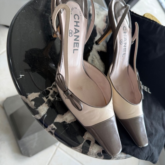 Shoes - Picture 10 of 13